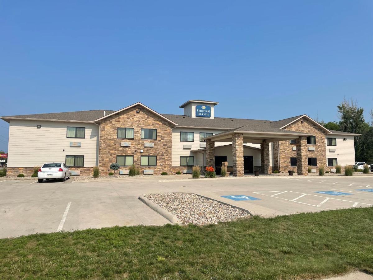 Cobblestone Inn & Suites - Clarion Εξωτερικό φωτογραφία