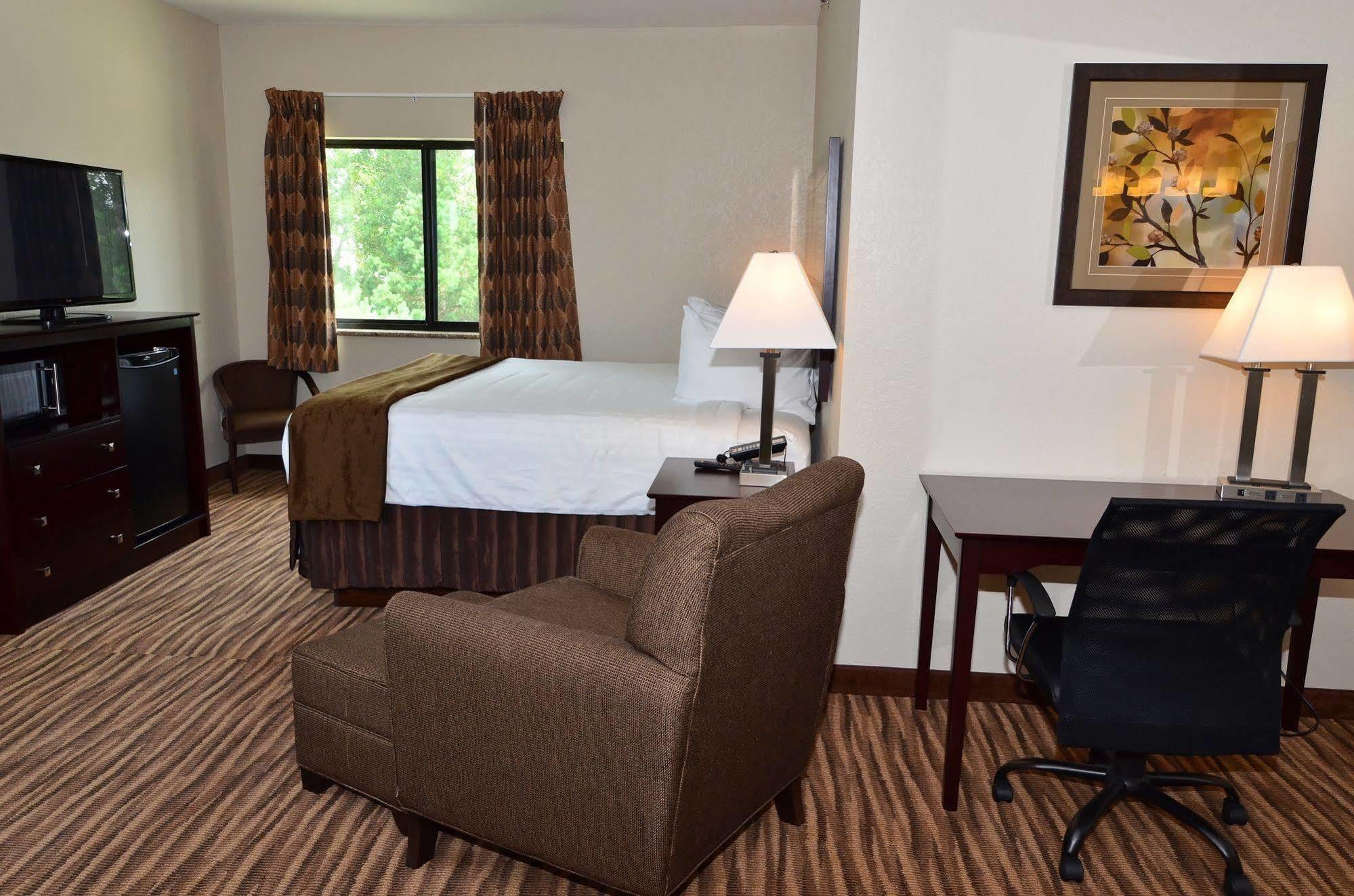 Cobblestone Inn & Suites - Clarion Εξωτερικό φωτογραφία