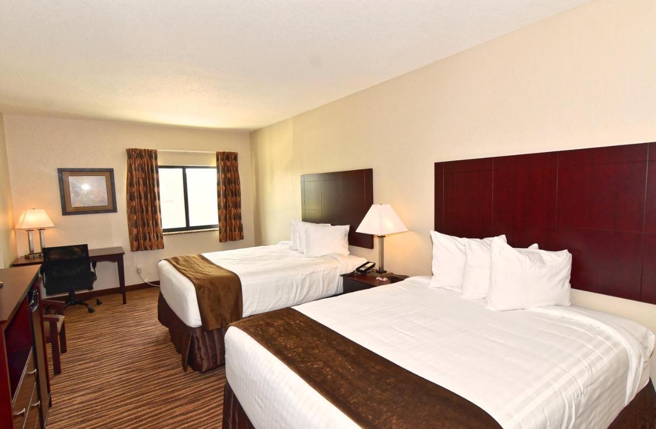 Cobblestone Inn & Suites - Clarion Εξωτερικό φωτογραφία