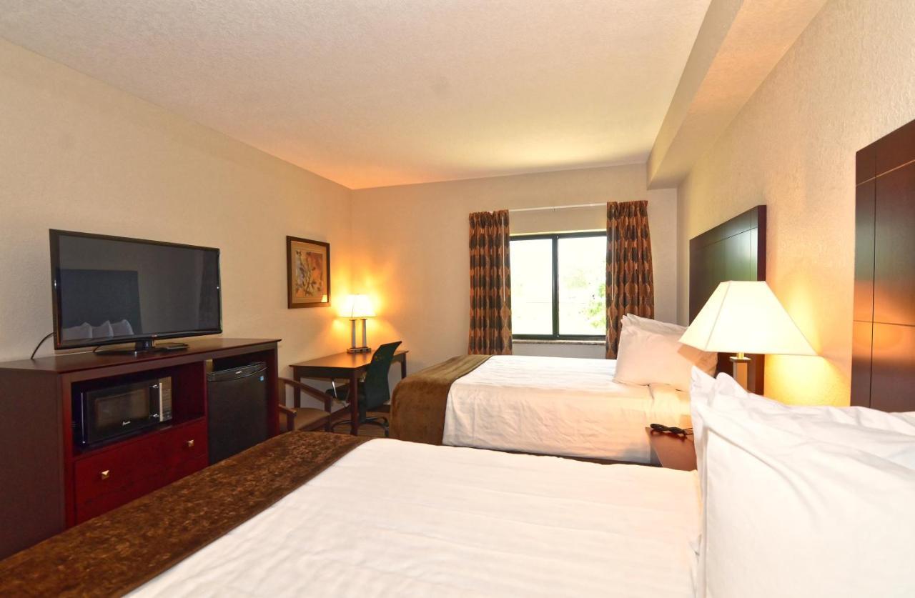 Cobblestone Inn & Suites - Clarion Εξωτερικό φωτογραφία