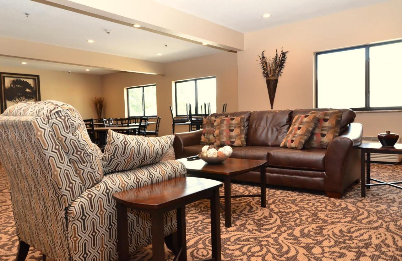 Cobblestone Inn & Suites - Clarion Εξωτερικό φωτογραφία